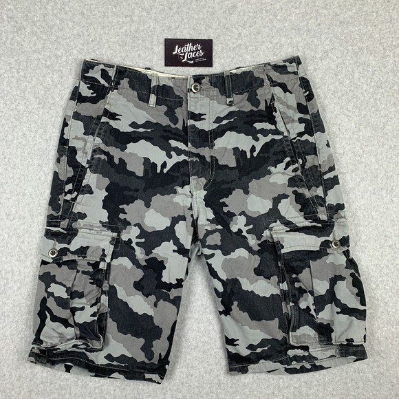 Levi's Other - Levis Cargo Shorts Mens Sz 29 (30 x 10.5) Camo Gray Black White Tab Army Pockets